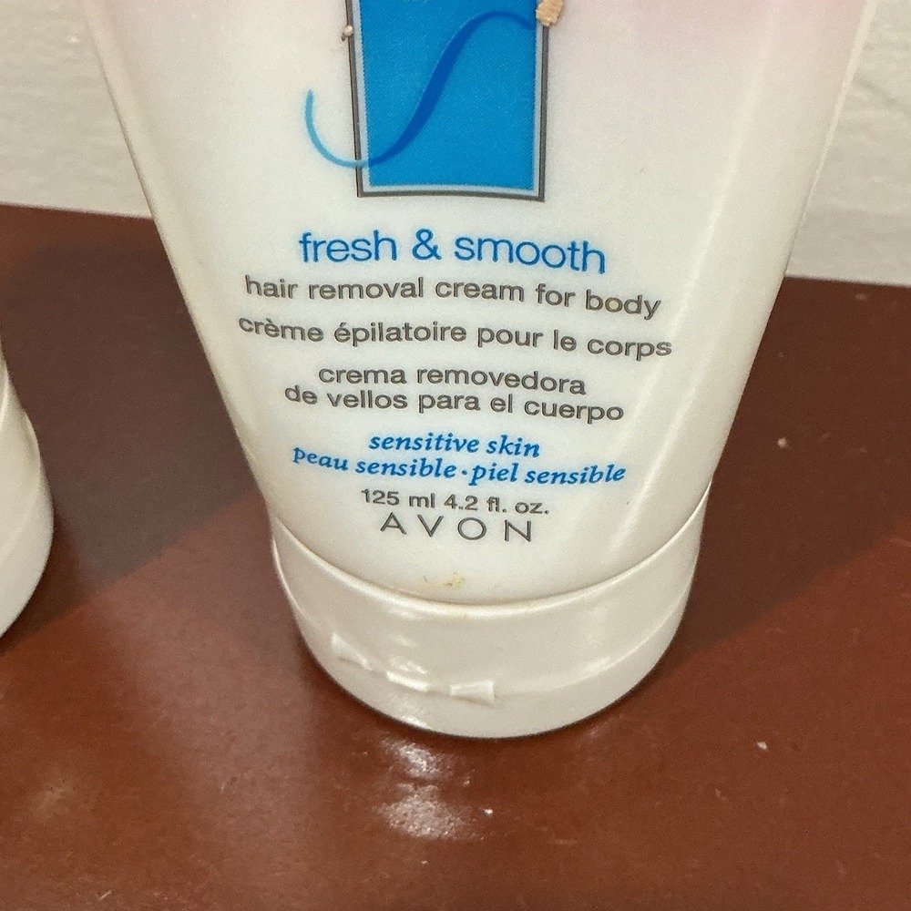 2 Avon Skin So Soft Fresh & Smooth‎ Body Hair Removal Creams 4.2oz New Sensitive - Picture 2 of 3